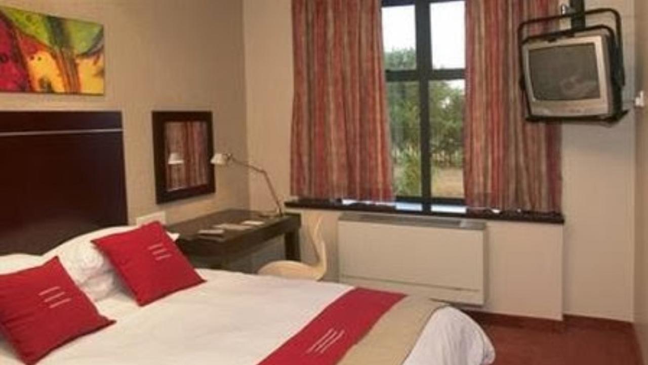 Peermont Metcourt Inn At The Grand Palm, Gaborone Bagian luar foto
